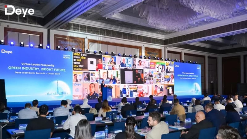 Virtual green industry summit in Dubai 2023 showcasing innovative sustainable solutions and blockchain technology for a brighter eco-friendly future.